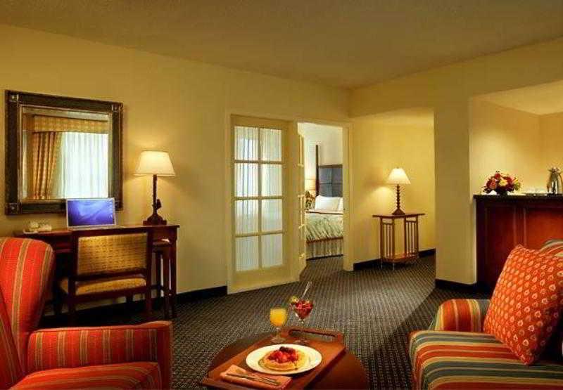 Marriott Westchase Hotel 4*