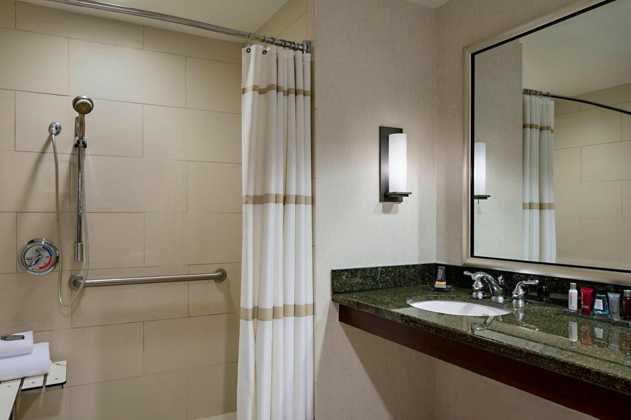 Hotel Marriott Westchase 4*